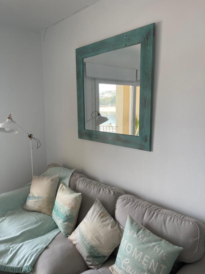 Aquamarine Sant Feliu En La Playa Con Patio Apartman Sant Feliu de Guíxols Kültér fotó